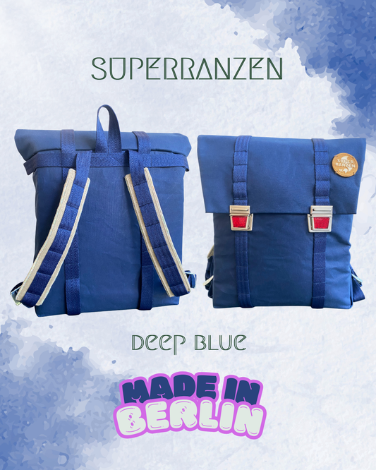 A DEEP BLUE SCHULTASCHE  CAT EYES